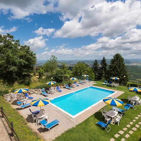 אומברטידה Agriturismo Monte Acuto מראה חיצוני תמונה
