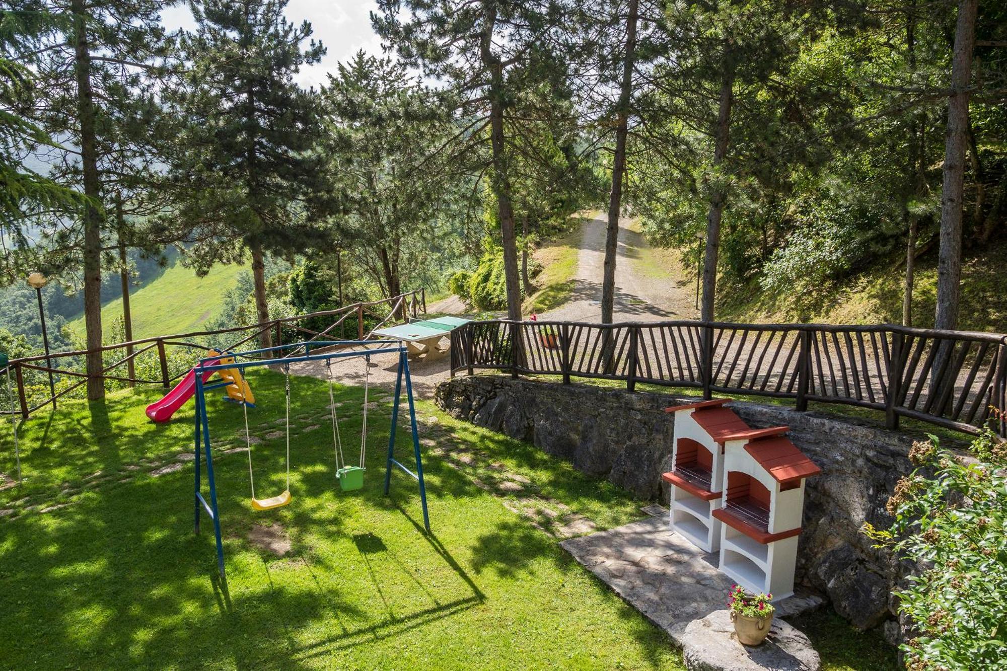 אומברטידה Agriturismo Monte Acuto מראה חיצוני תמונה
