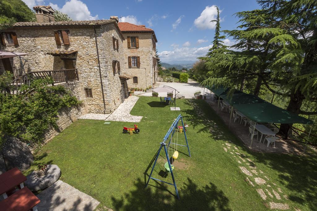 אומברטידה Agriturismo Monte Acuto מראה חיצוני תמונה