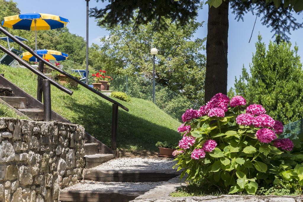 אומברטידה Agriturismo Monte Acuto מראה חיצוני תמונה