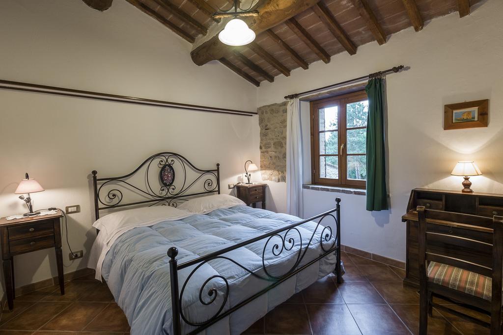 אומברטידה Agriturismo Monte Acuto חדר תמונה