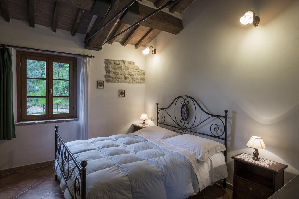 אומברטידה Agriturismo Monte Acuto חדר תמונה