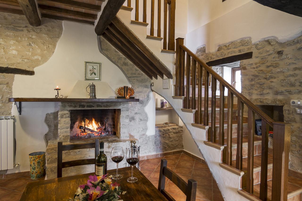 אומברטידה Agriturismo Monte Acuto מראה חיצוני תמונה