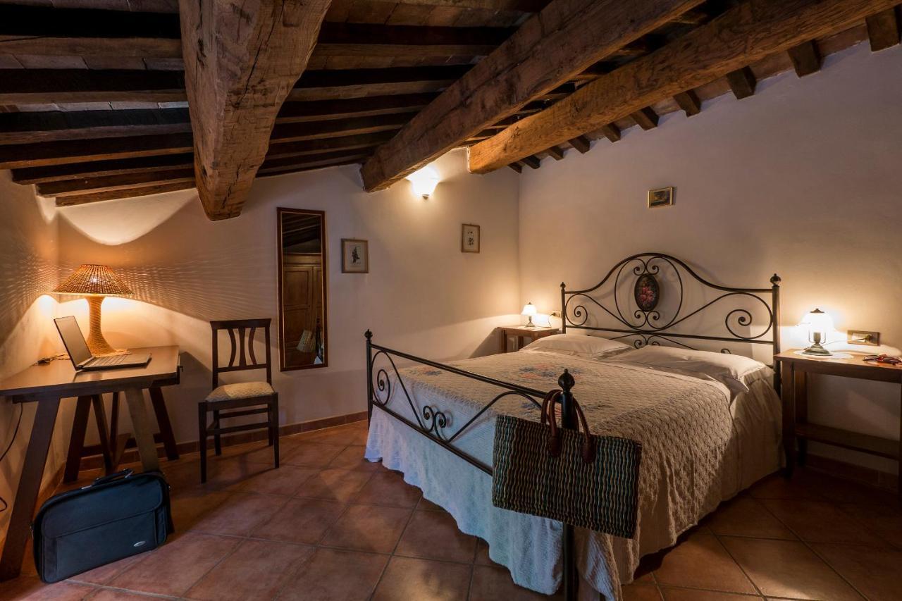 אומברטידה Agriturismo Monte Acuto מראה חיצוני תמונה